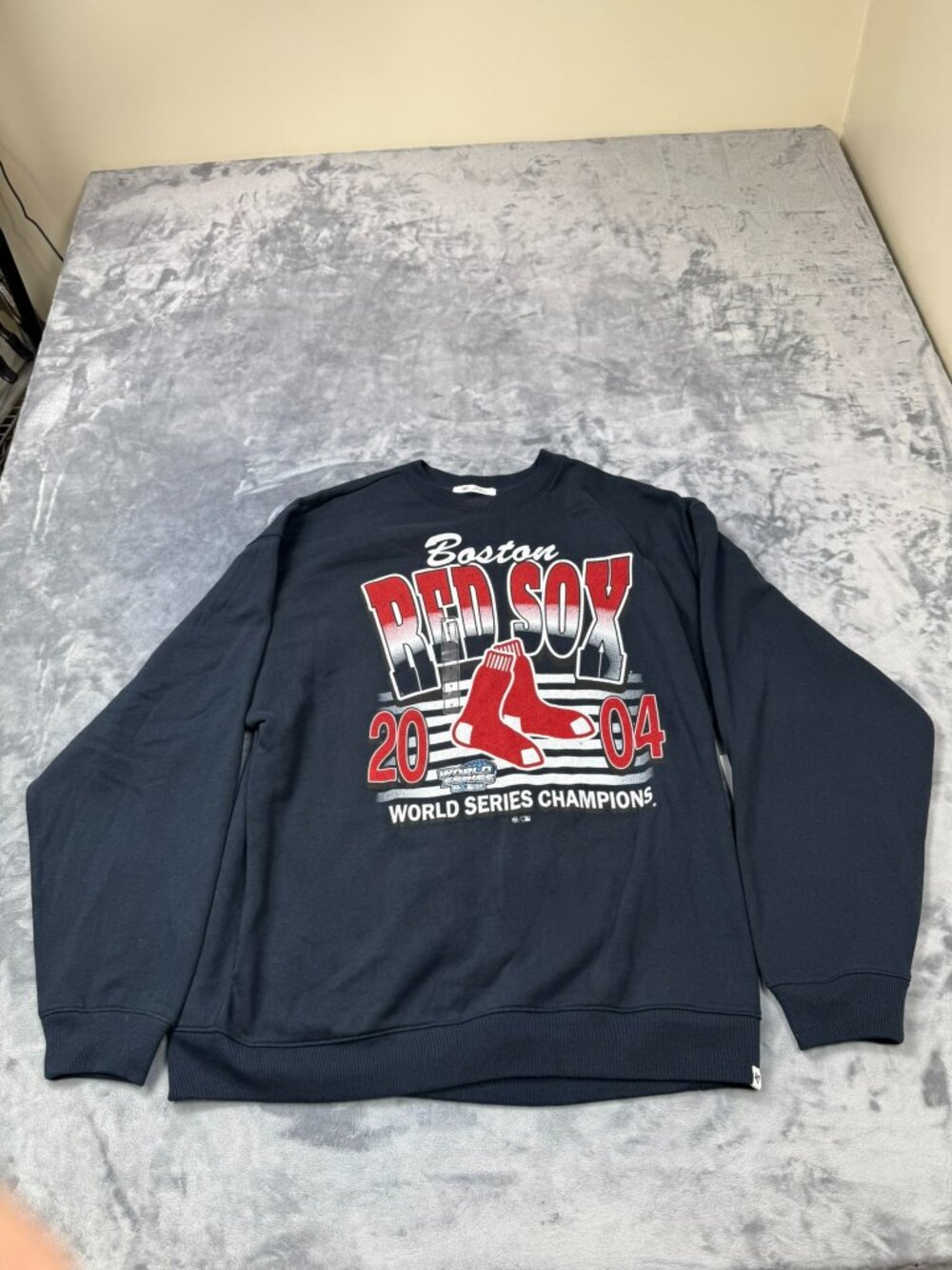 47 Women Small Boston Red Sox Navy Coop World Crew Pullover Sweatshirt